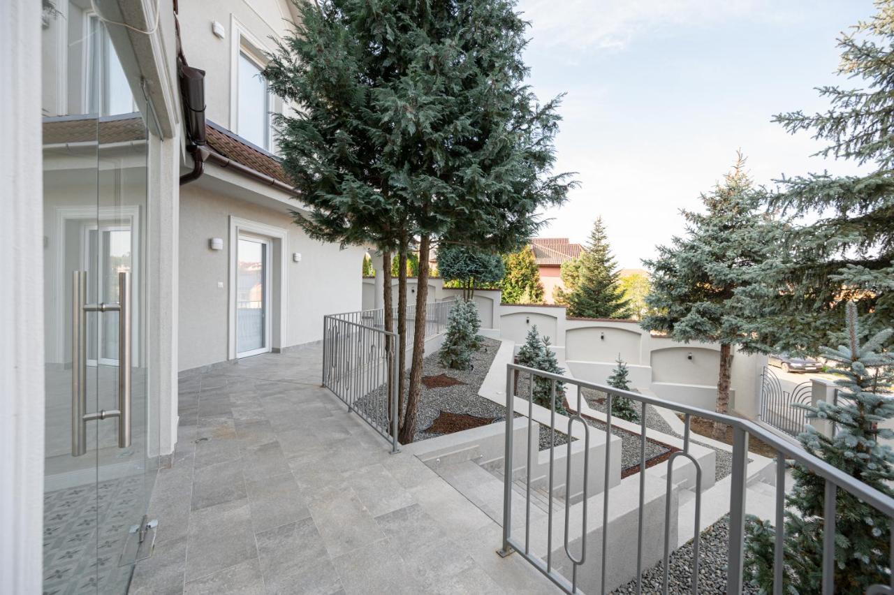 אורדאה Dozsa Residence מראה חיצוני תמונה